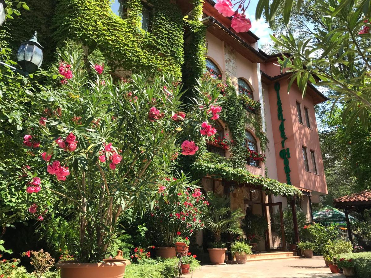 Oleander House And Tennis Club Pantai Sunny Luaran gambar