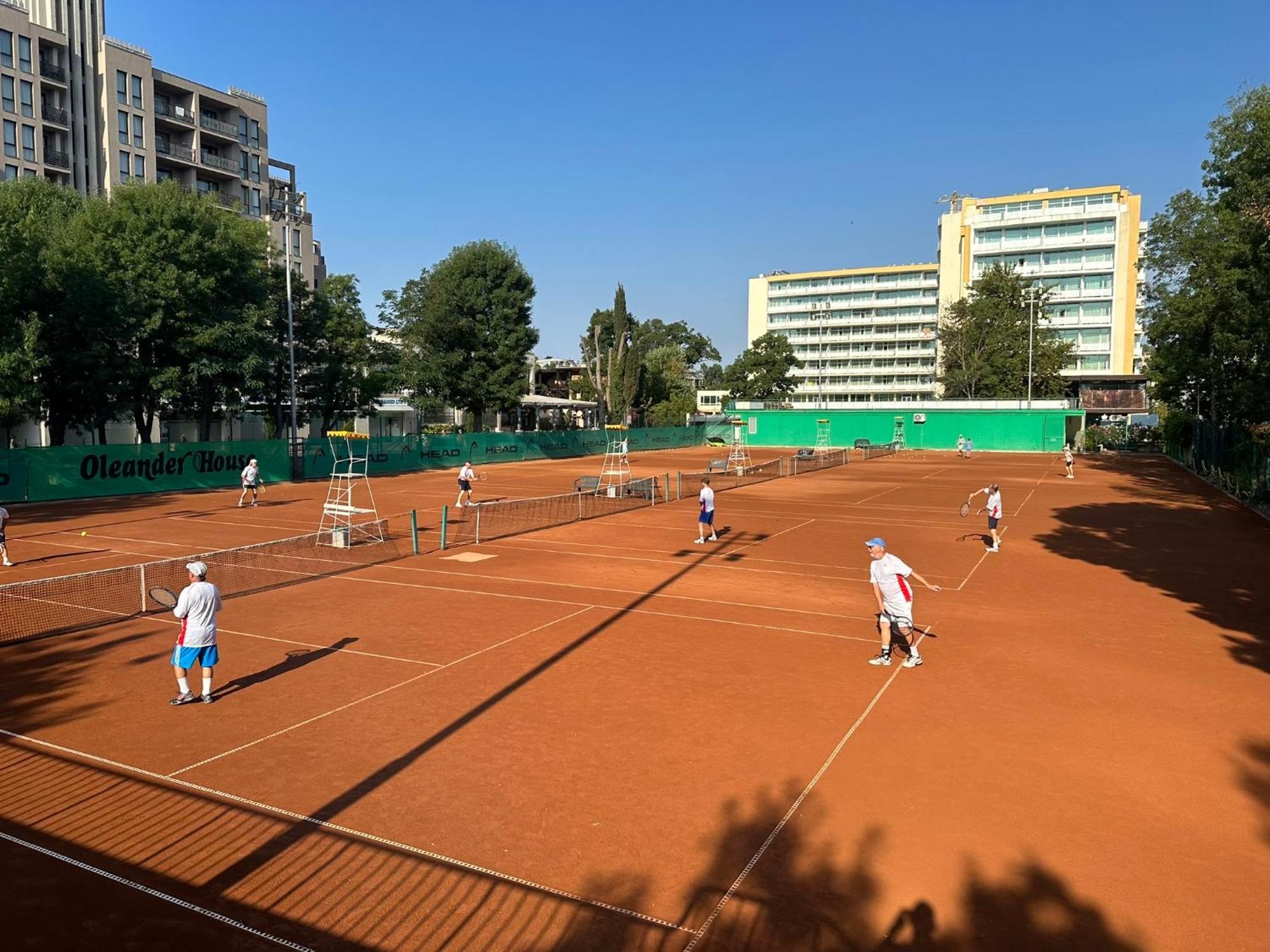 Oleander House And Tennis Club Pantai Sunny Luaran gambar