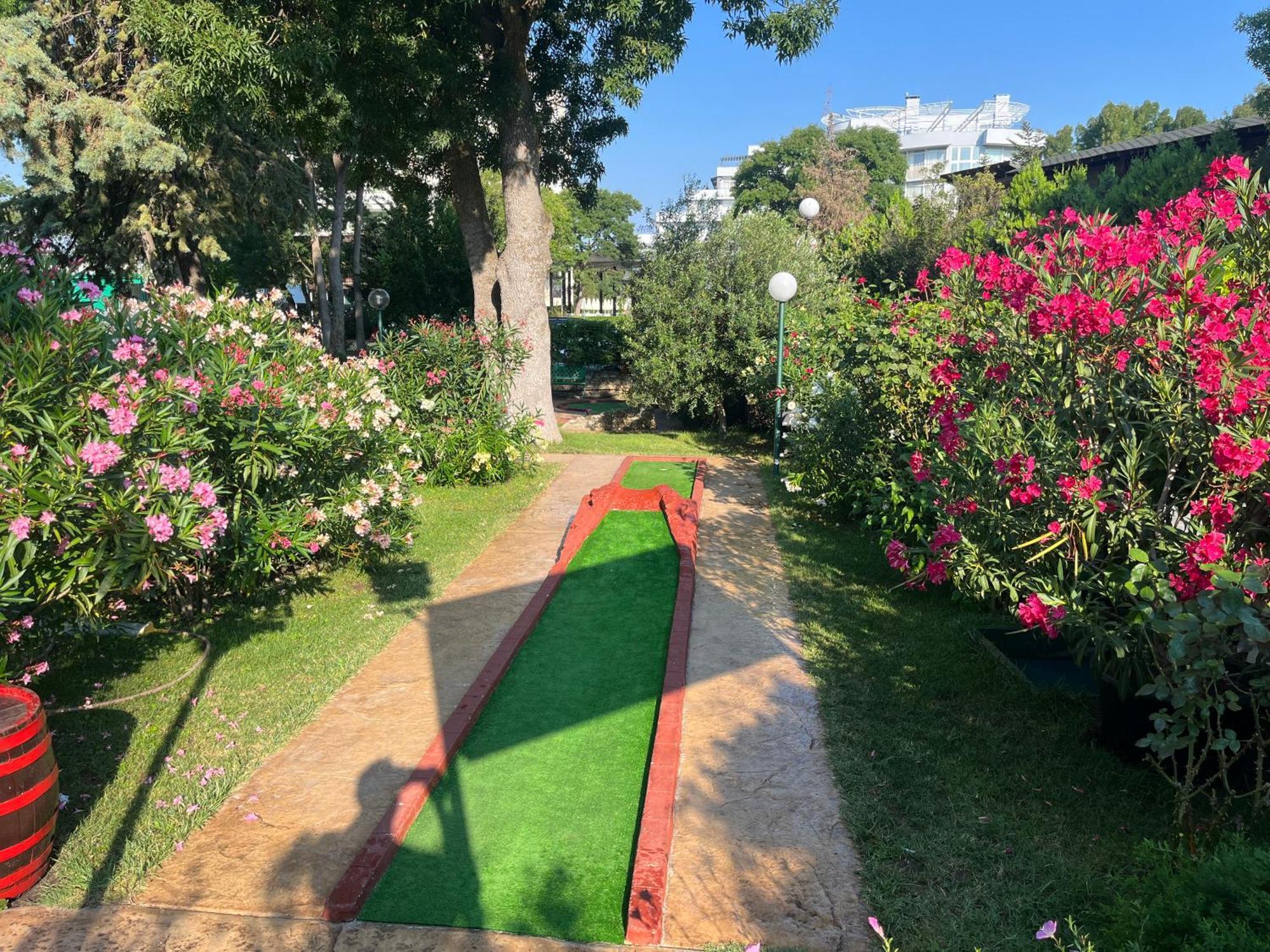 Oleander House And Tennis Club Pantai Sunny Luaran gambar