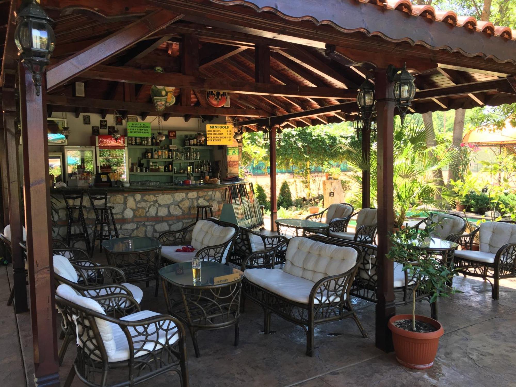 Oleander House And Tennis Club Pantai Sunny Luaran gambar