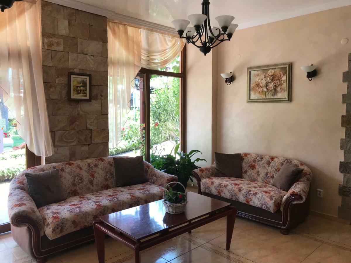 Oleander House And Tennis Club Pantai Sunny Luaran gambar