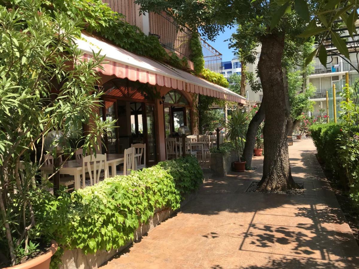 Oleander House And Tennis Club Pantai Sunny Luaran gambar