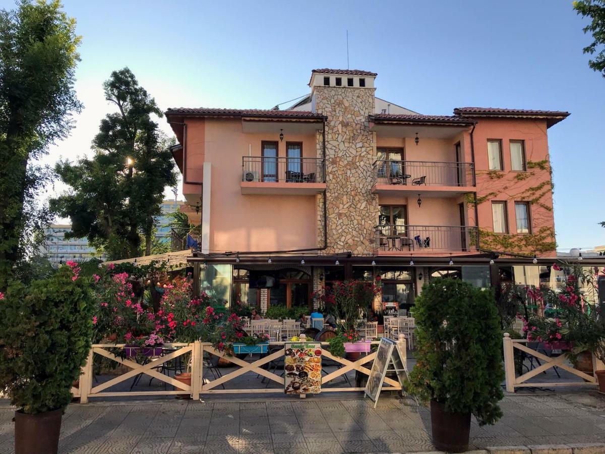 Oleander House And Tennis Club Pantai Sunny Luaran gambar