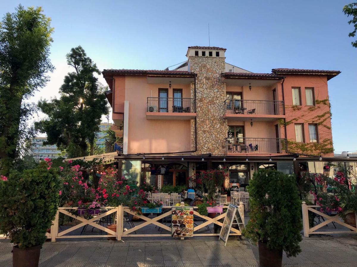 Oleander House And Tennis Club Pantai Sunny Luaran gambar